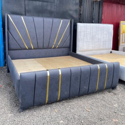 Tufted Beds, gold detailed - All Colors